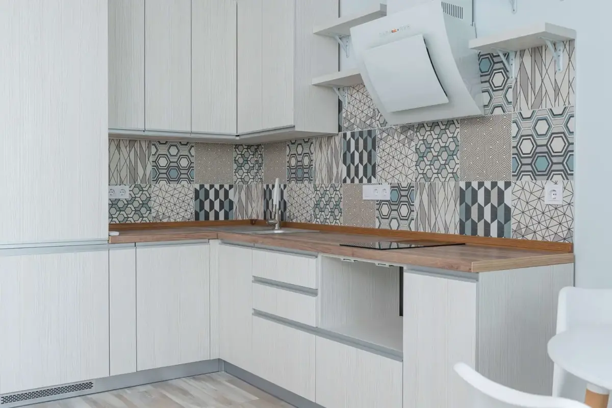 wooden kitchen and mosaic countertop