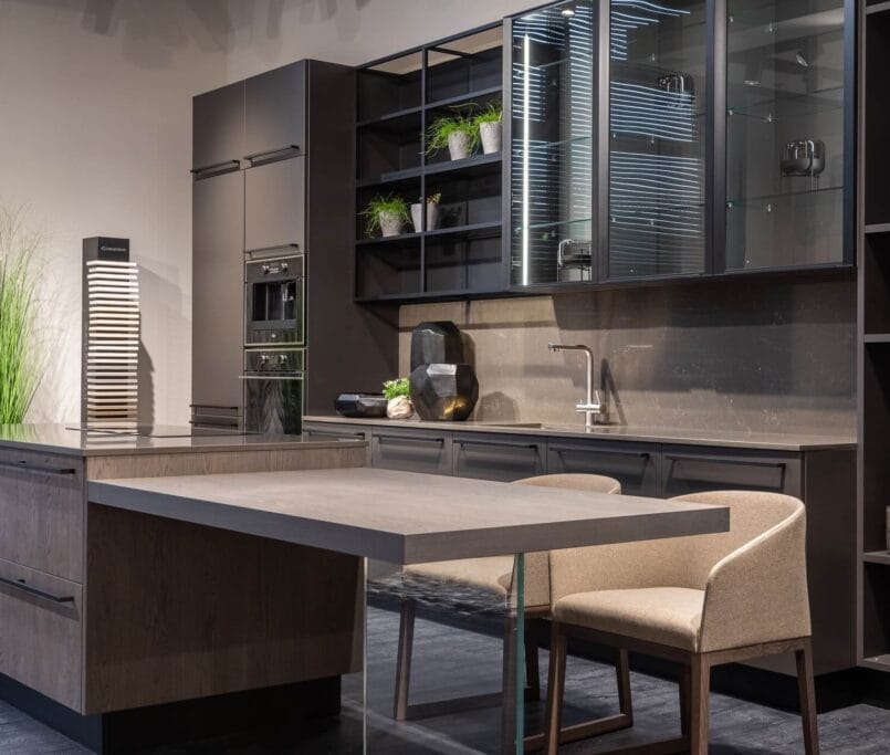Replacing vs Painting Kitchen Cabinets. How to Decide in 2026?