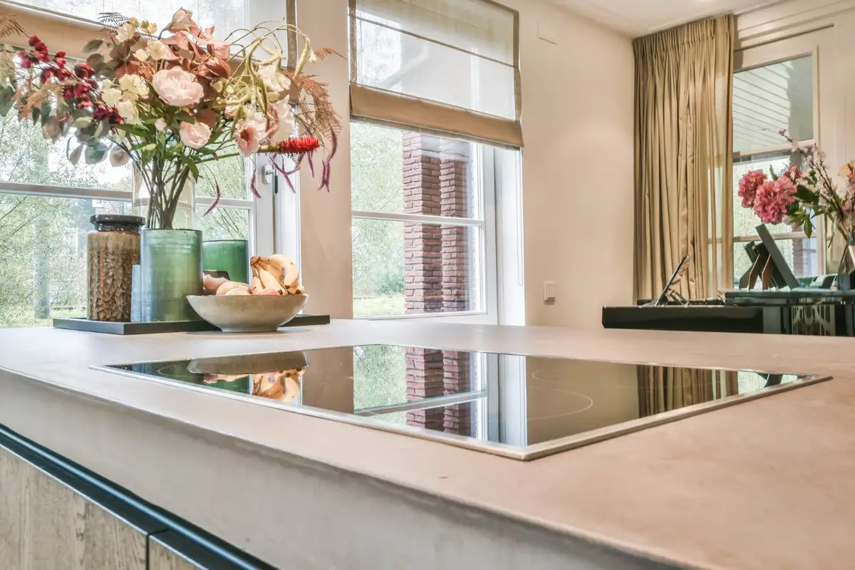 kitchen island with mirror surfaces